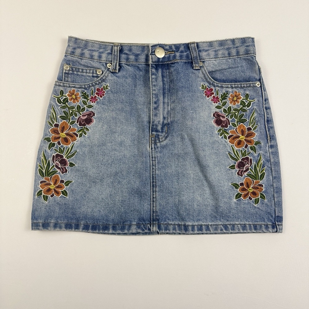 Forever 21 Denim Mini Skirt‎ Floral Embroidered Boho Y2K Festival Jean Skirt Med